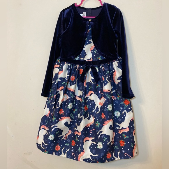 GIRL’S DRESS BUNDLE. - Picture 11 of 14